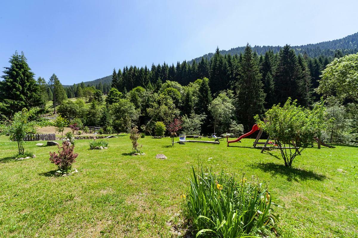 Albergo Lozen Canal San Bovo Buitenkant foto